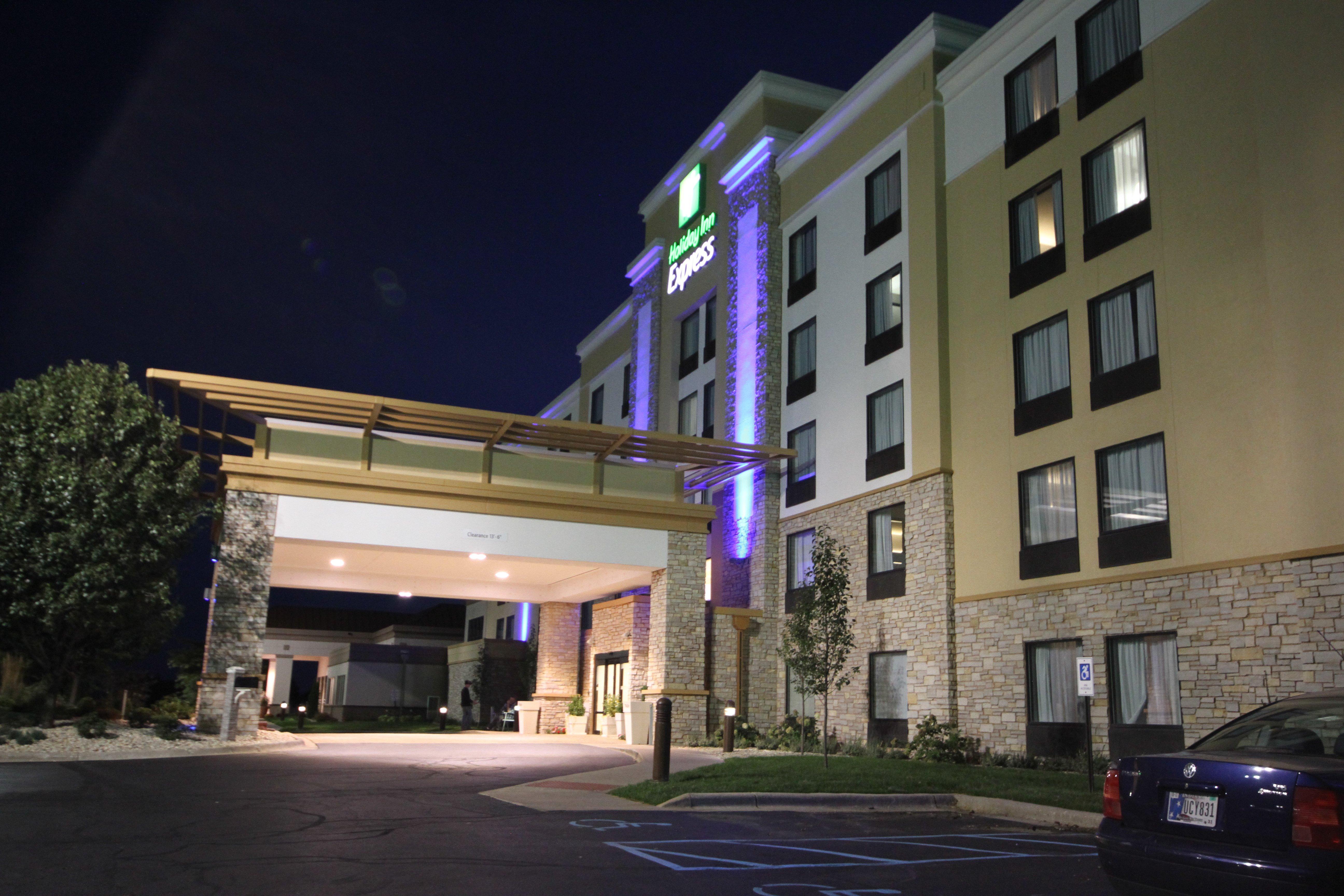 Holiday Inn Express Janesville-I-90 & Us Highway 14 By Ihg Εξωτερικό φωτογραφία