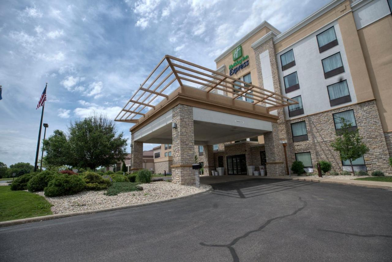 Holiday Inn Express Janesville-I-90 & Us Highway 14 By Ihg Εξωτερικό φωτογραφία