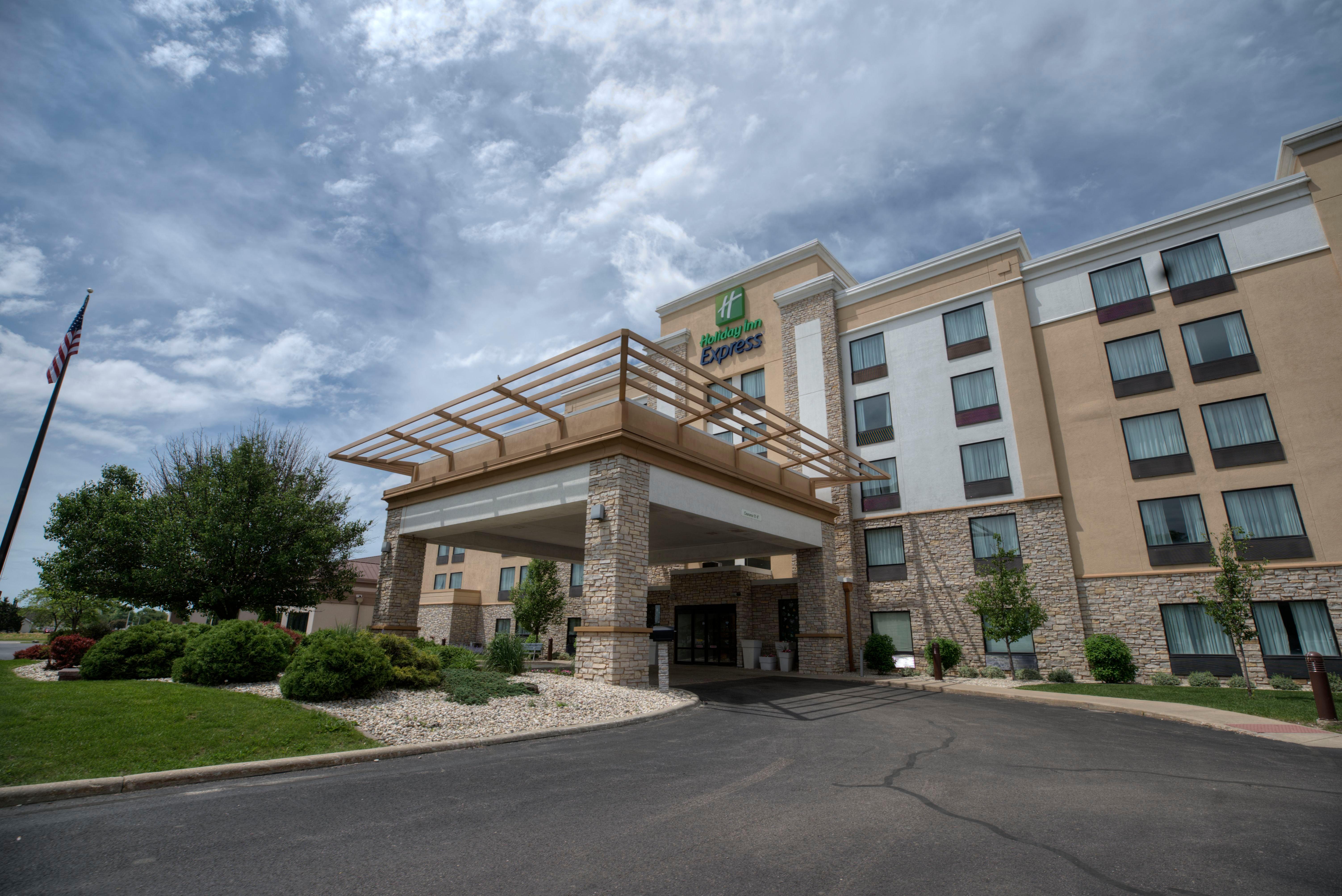 Holiday Inn Express Janesville-I-90 & Us Highway 14 By Ihg Εξωτερικό φωτογραφία